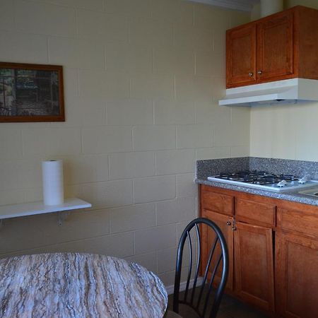 Circle C Lodge Twentynine Palms Dış mekan fotoğraf