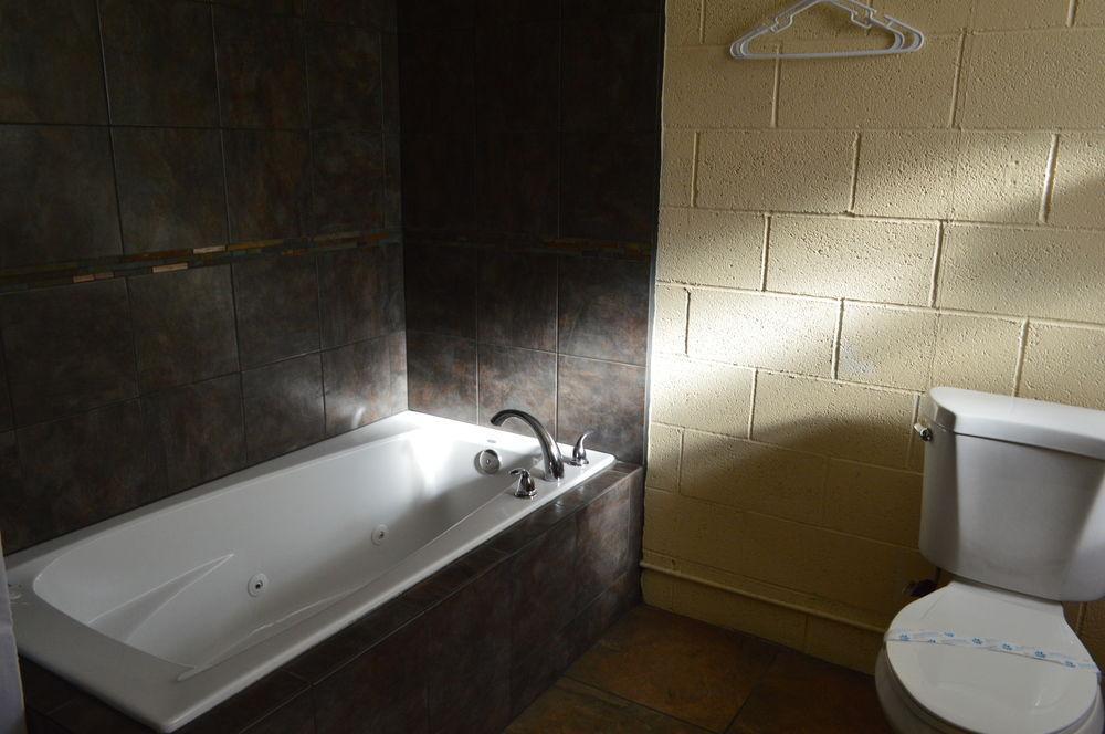 Circle C Lodge Twentynine Palms Dış mekan fotoğraf